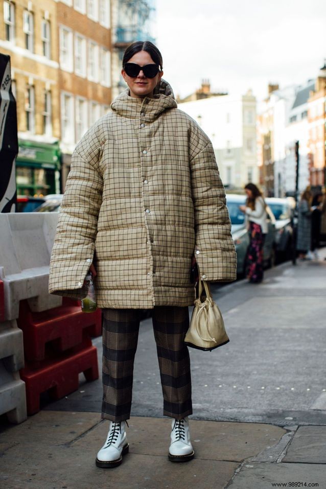 How to wear the down jacket without looking like Bibendum? 