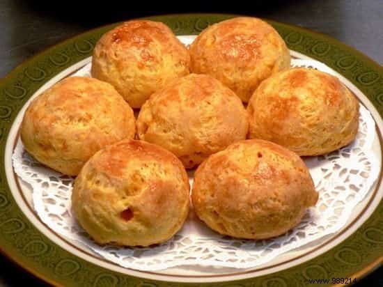9 Easy and Inexpensive Appetizers for the Holidays to Make. 