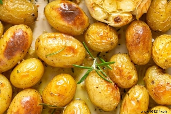 12 Amazing Ways to Bake Potatoes (The Whole Family Will Love). 