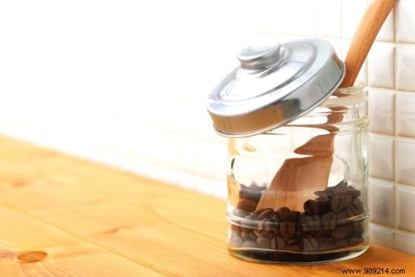 How to Properly Store Coffee Beans (To Keep All Its Aroma). 