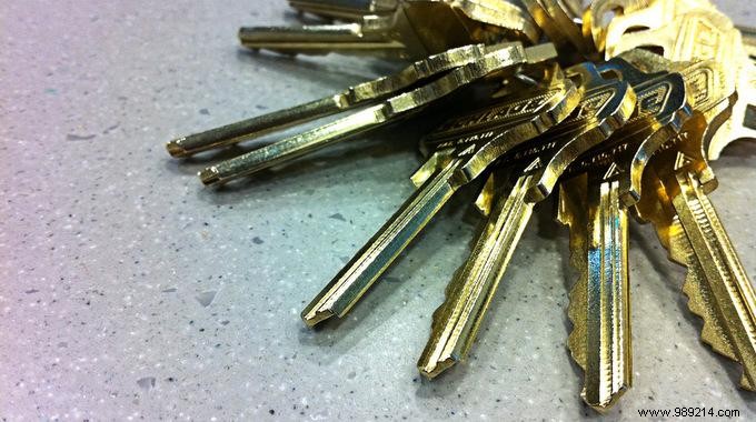 The Tip To Find The Right Key On Your Keychain In 2 Seconds. 