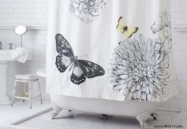 How to Clean a Shower Curtain? 