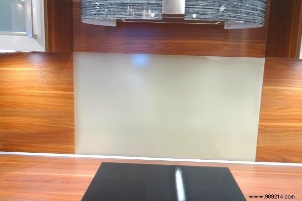 14 Tips To Keep Your Kitchen Always Sparkling (And Sparkling Clean). 