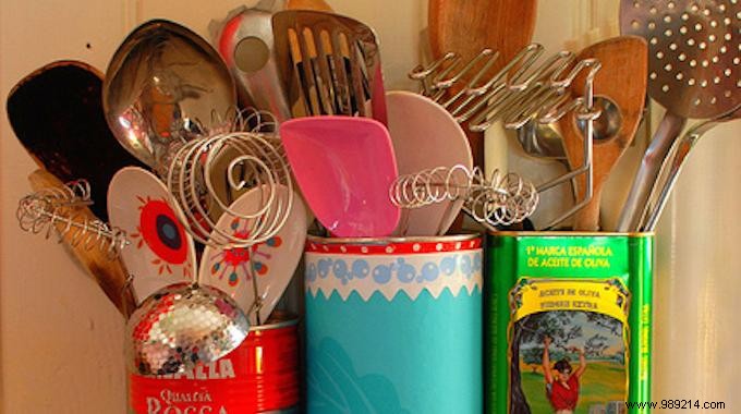 A Smart Tip to Better Organize your Kitchen Utensils. 