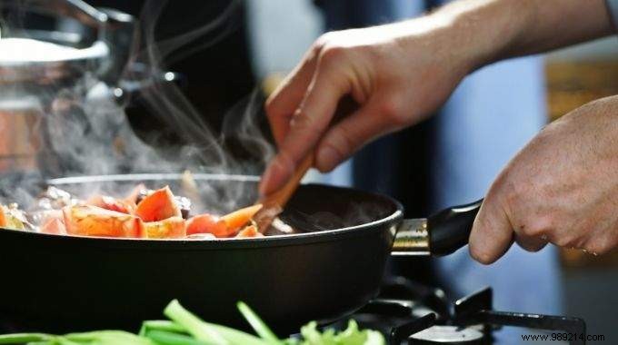Save Energy When Cooking. 