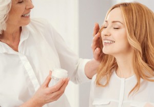 Start anti-aging products, when to put them? 