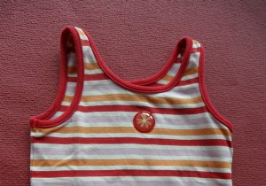 What to do with children s clothes that are too small? 