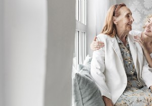Hosting your relative at home:precautions, advantages, advice 