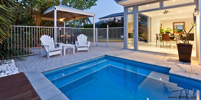 How to finance the purchase of a private swimming pool? 