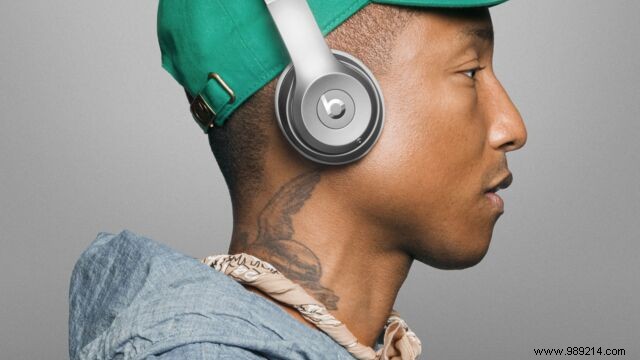 The Bluetooth headset:a new trendy accessory 