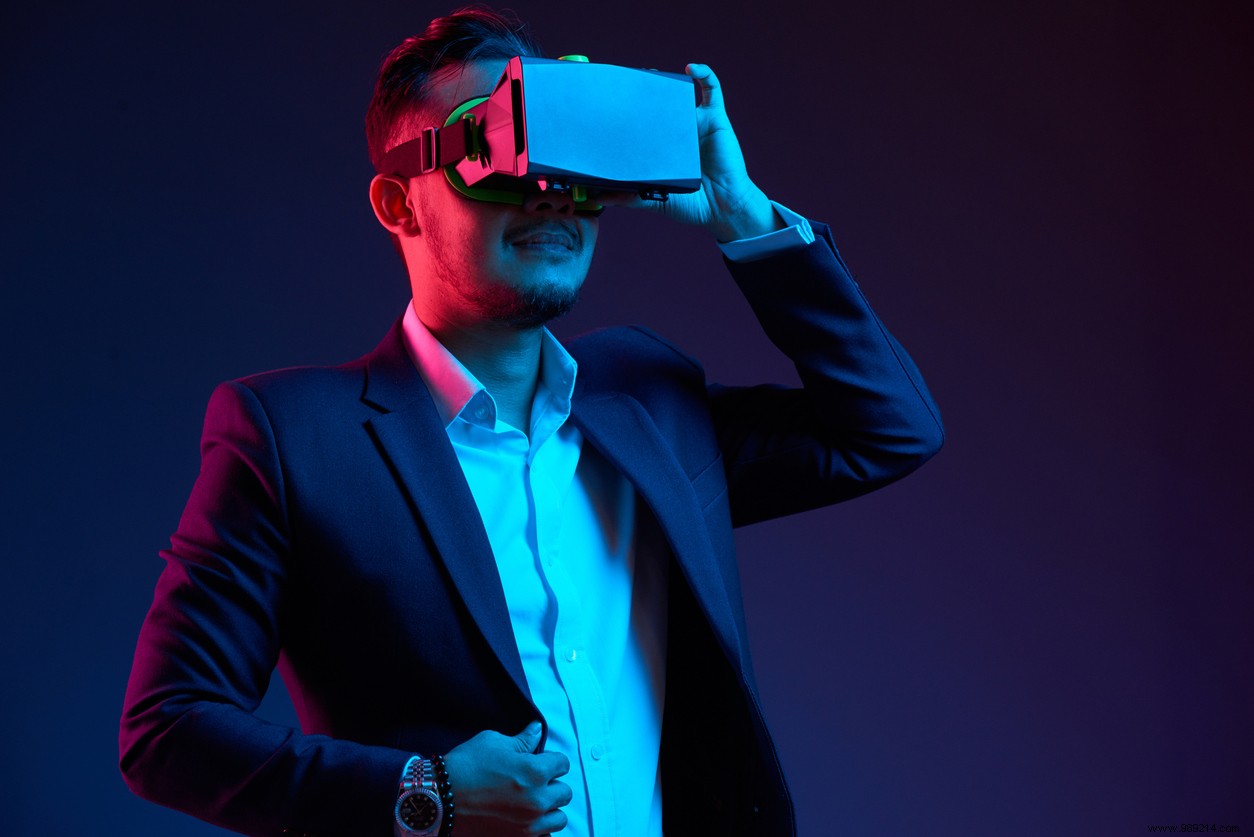 When virtual reality is prescribed by prescription to relieve back pain 